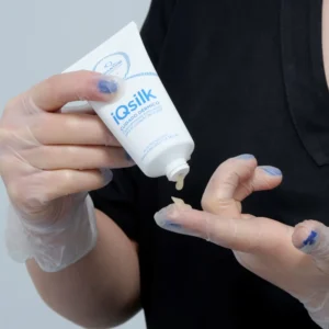 Gel Regenerador y Calmante iQSilk - Imagen 2
